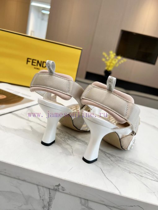 Fendi's new women's shoes feature a unique design and a perfect interpretation of avant-gardtj3sgic4 - Image 5