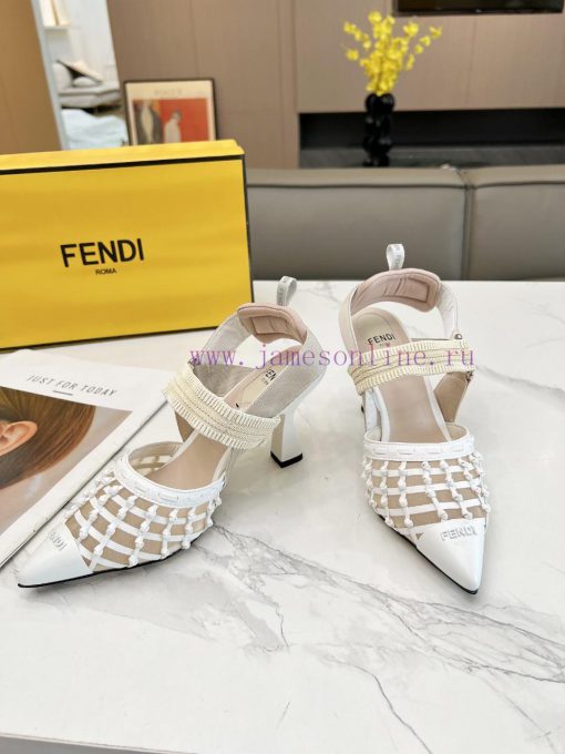 Fendi's new women's shoes feature a unique design and a perfect interpretation of avant-gardtj3sgic4 - Image 6
