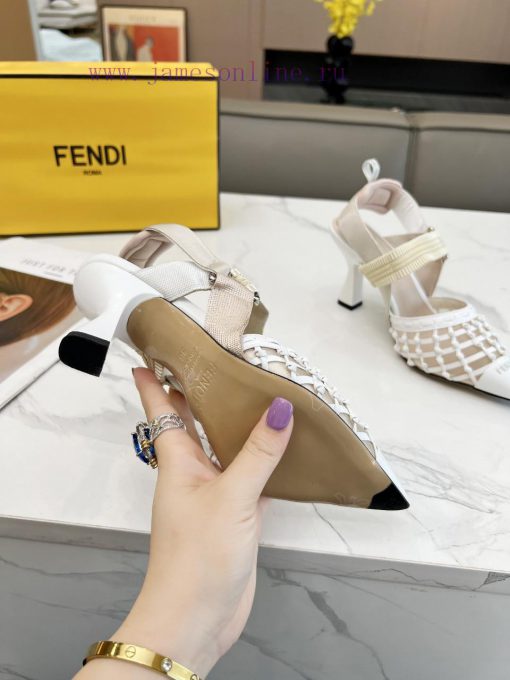 Fendi's new women's shoes feature a unique design and a perfect interpretation of avant-gardtj3sgic4 - Image 8