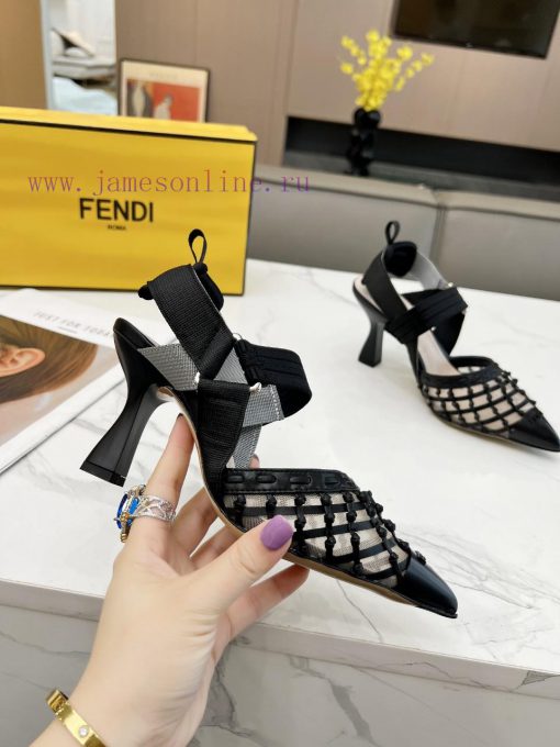 Fendi's new women's shoes feature a unique design and a perfect interpretation of avant-gardpb0og8m7 - Image 8