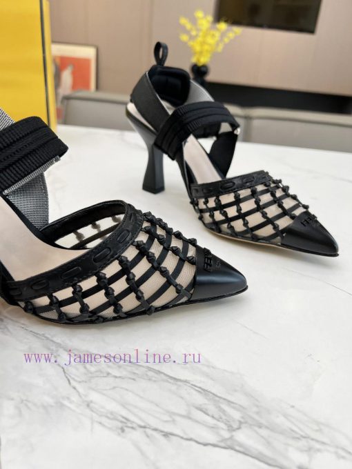 Fendi's new women's shoes feature a unique design and a perfect interpretation of avant-gardpb0og8m7 - Image 9