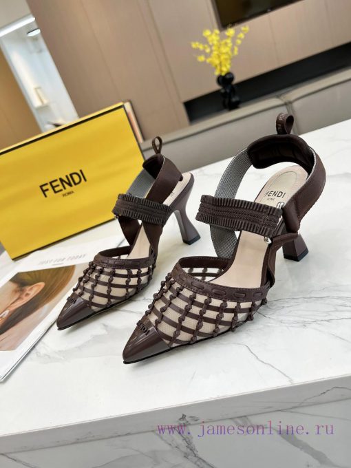 Fendi's new women's shoes feature a unique design and a perfect interpretation of avant-gardiaxxmwvq - Image 2