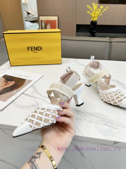 Fendi's new women's shoes feature a unique design and a perfect interpretation of avant-gard3c5hbqdt - Image 5