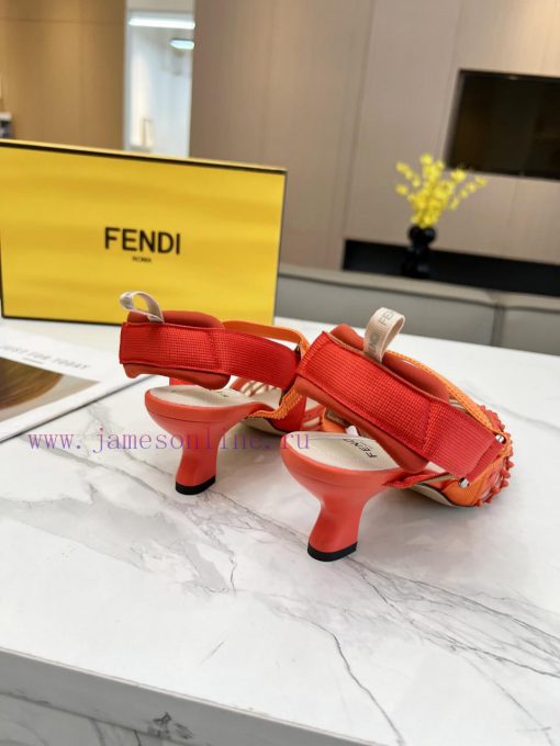 Fendi's new women's shoes feature a unique design and a perfect interpretation of avant-gard0sjv9old - Image 7