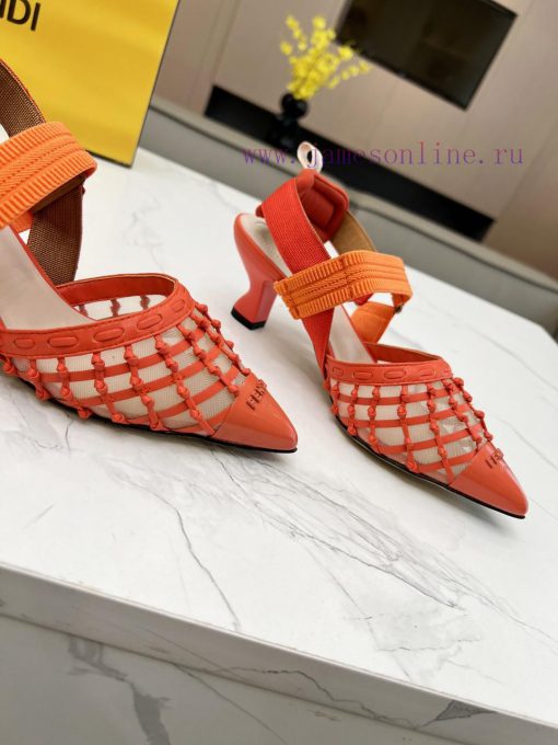 Fendi's new women's shoes feature a unique design and a perfect interpretation of avant-gard0sjv9old - Image 10