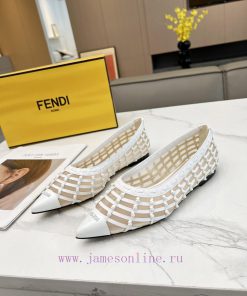 Fendi's new women's shoes feature a unique design and a perfect interpretation of avant-garddptgu52b
