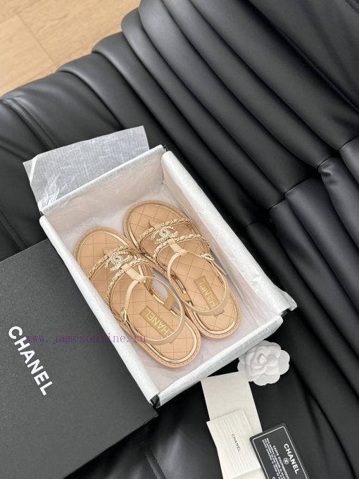 Chanel Classic Strap SandalsEvery spring and summer, the best-selling products constantly ad9emsh9wr