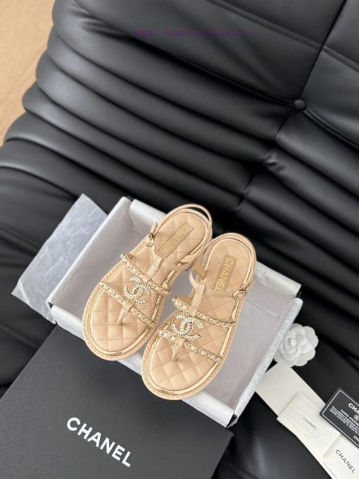 Chanel Classic Strap SandalsEvery spring and summer, the best-selling products constantly ad9emsh9wr - Image 3