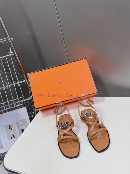 Hermes 2024 Spring/Summer New Kelly SandalsThe Kelly hardware buckle, which is the only strafhtjnl2a