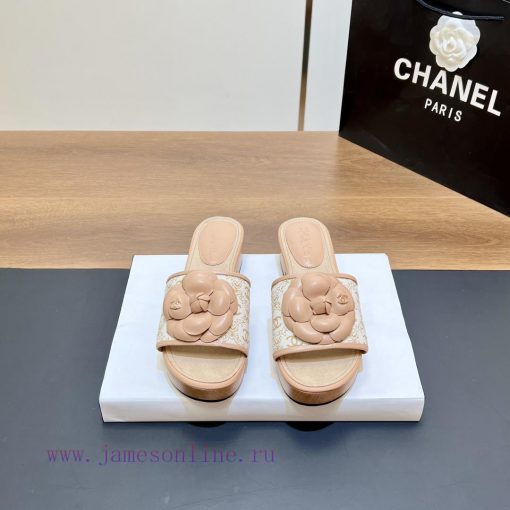 Top tierSynchronized Solid Wood Thick Bottom Slippers 2024 Summer New Chanel Camellia Cool Slenc67no - Image 4
