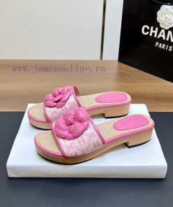 Top tierSynchronized Solid Wood Thick Bottom Slippers 2024 Summer New Chanel Camellia Cool Svwa8asz0