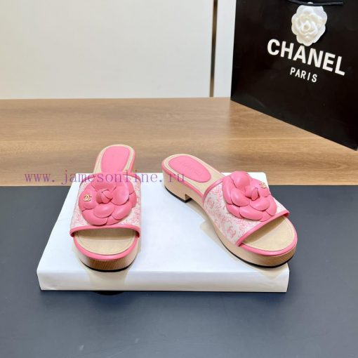 Top tierSynchronized Solid Wood Thick Bottom Slippers 2024 Summer New Chanel Camellia Cool Svwa8asz0 - Image 4