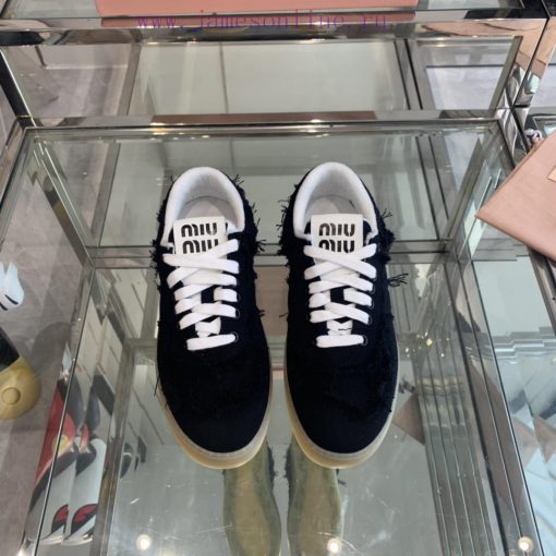 Miu Miu 2024s new retro distressed fringed canvas shoesThis Miu Miu sports shoe cleverly expx7tivrwk