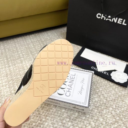 Chanel's new 24 year old grass woven wedge sandalsCode 35-411suj3f6p - Image 10