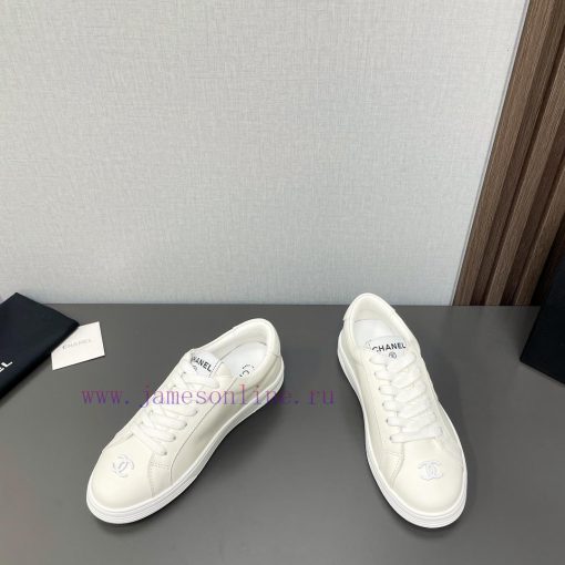 Top tierChanel C Home 2024 vs Spring/Summer Hot Leisure SeriesChanel white shoes casual shoeg9sh4fo2 - Image 8