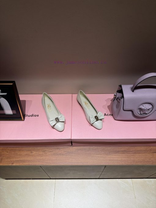 FERRAGAM * 24/Early Spring New Ferragamo Flat Single Shoes, this year's hot bow paired with q4cxq52v - Image 3