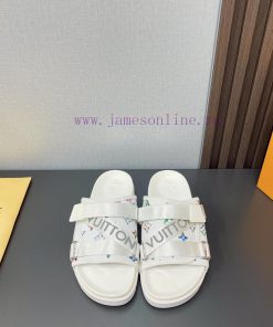 Top tierL * V Donkey 2024vs Summer Latest Wang Fried Sandals SeriesRound headed lazy person iinj6z26