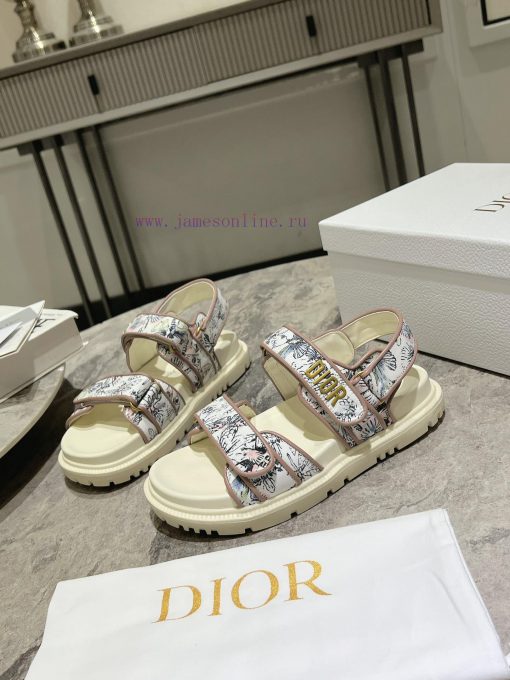 New color top of the line 2024 summer blockbuster super Dior D Home 2024 New Velcro Sandals lb6m8nst - Image 4