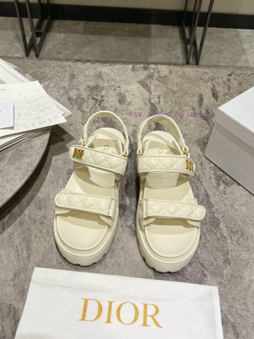 New color top of the line 2024 summer blockbuster super Dior D Home 2024 New Velcro Sandals i6himfh6 - Image 2