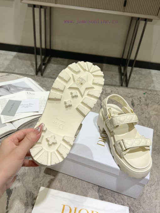 New color top of the line 2024 summer blockbuster super Dior D Home 2024 New Velcro Sandals i6himfh6 - Image 10