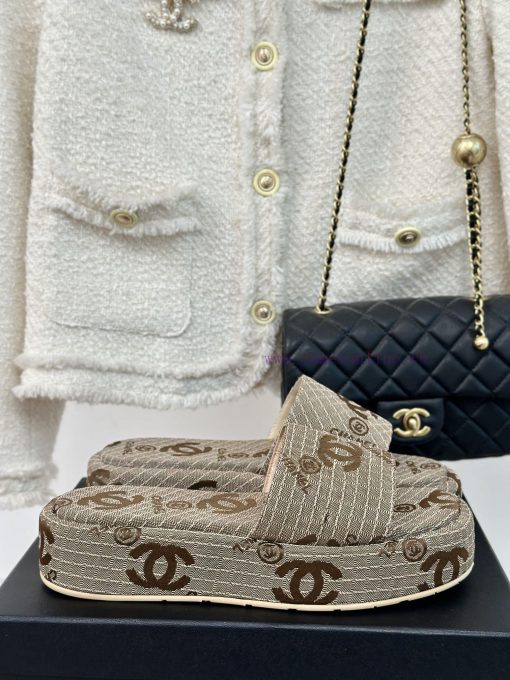Chanel | Chanel 24P New ProductDouble C presbyopia thick soled slippersThis is really a bles4nat8s46 - Image 2
