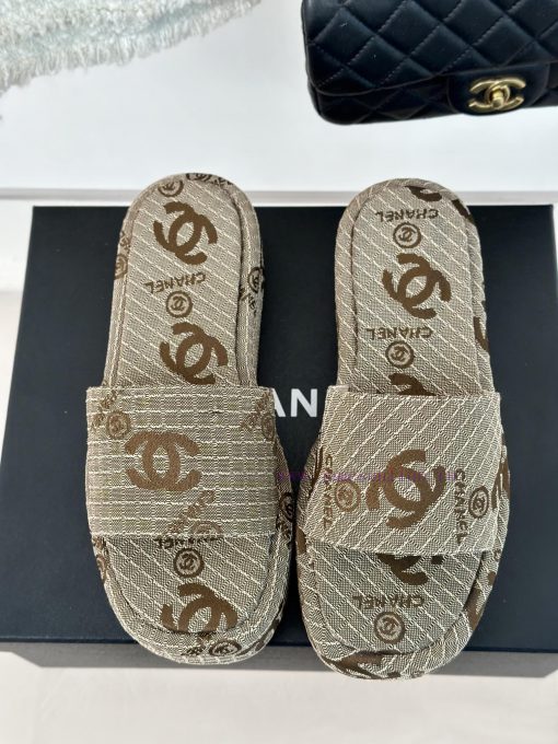 Chanel | Chanel 24P New ProductDouble C presbyopia thick soled slippersThis is really a bles4nat8s46 - Image 5