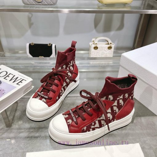 The new Dior Walk'n'Dio sneakers are meticulously crafted with multi-color Oblique printing 364ywqhw - Image 5