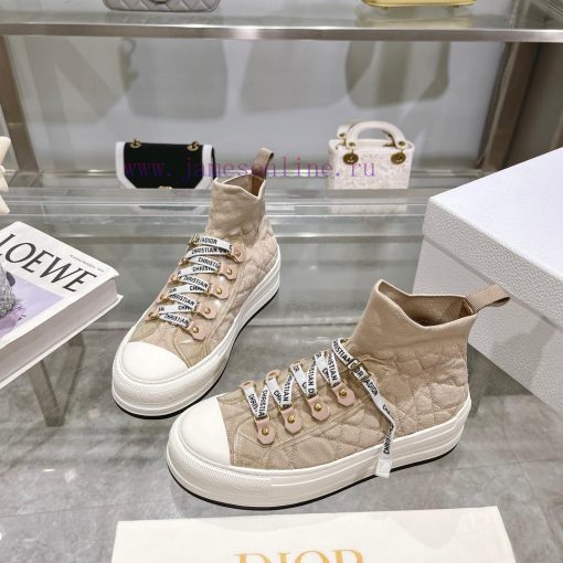 The new Dior Walk'n'Dio sneakers are meticulously crafted with multi-color Oblique printing oxeghc9a - Image 5