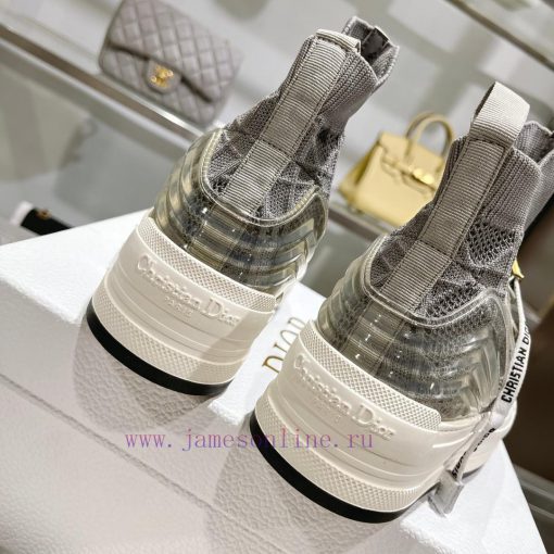 The new Dior Walk'n'Dio sneakers are meticulously crafted with multi-color Oblique printing dephf75k - Image 8