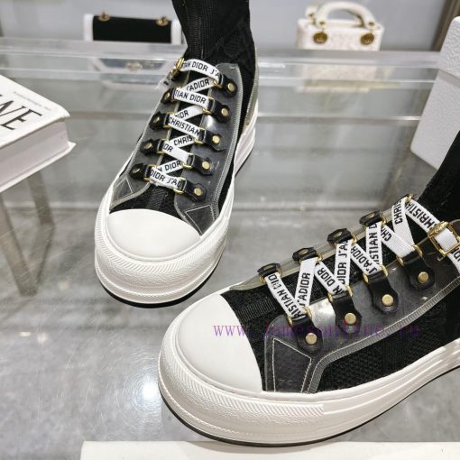 The new Dior Walk'n'Dio sneakers are meticulously crafted with multi-color Oblique printing tgov2c2a - Image 8