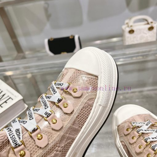 The new Dior Walk'n'Dio sneakers are meticulously crafted with multi-color Oblique printed tttyewnft - Image 9