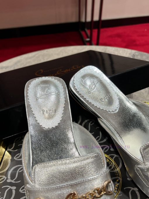 CL chain slippers 🦋 ꫛꫀw. ︎ ️This sandal is made of CL logo gold chain and black leather, wit2rdctmct - Image 7