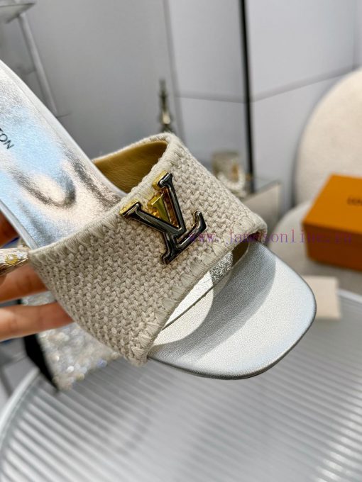 V Home, 35-43, Rubber Bottom $, Leather Bottom $140, (35.43) Customizedjaexhmi1 - Image 4