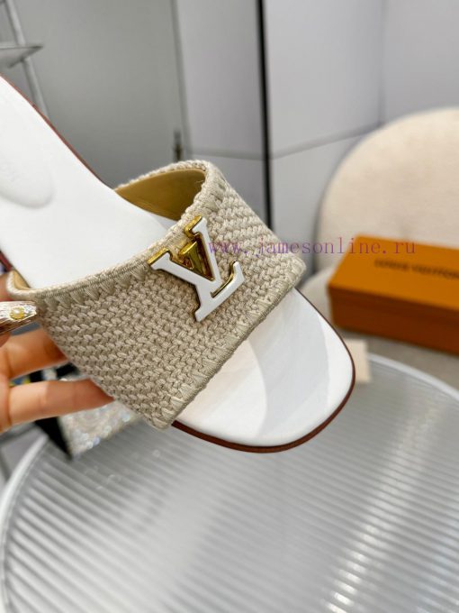 V Home, 35-43, Rubber Bottom $, Leather Bottom $140, (35.43) Customized1afpyu8u - Image 3