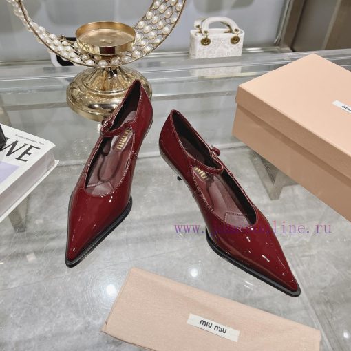Miu Miu fashion show 24 spring/summer new item hollowed out single shoe 🫅The runway show is k8yhv84v - Image 5