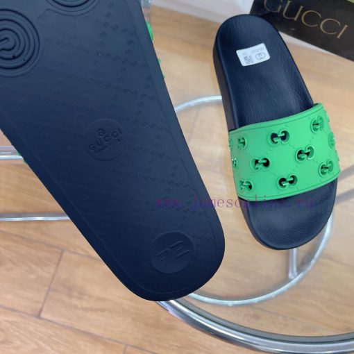 In stock Gucci slippersGucci 2024 couple beach slippers in a single dragOriginal mold openinuawzfe5j - Image 9