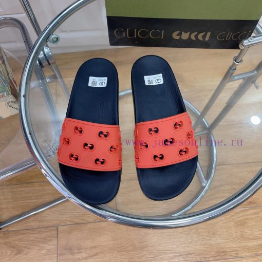 In stock Gucci slippersGucci 2024 couple beach slippers in a single dragOriginal mold openinj5e73y8w - Image 2
