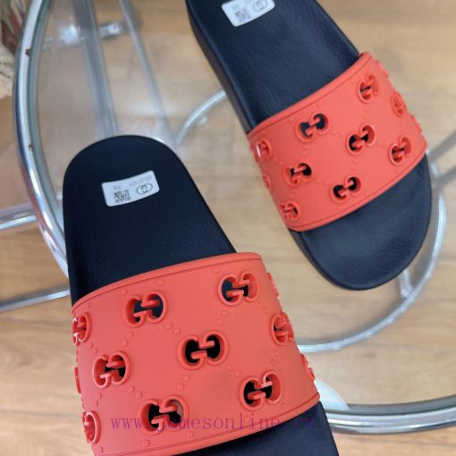 In stock Gucci slippersGucci 2024 couple beach slippers in a single dragOriginal mold openinj5e73y8w - Image 6