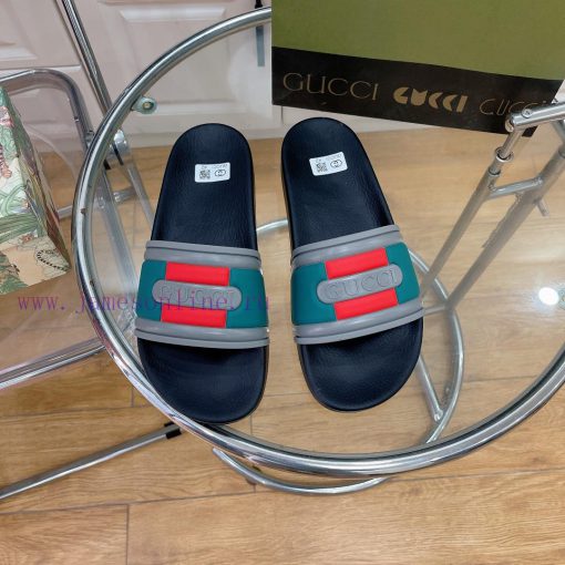 In stock Gucci slippersGucci 2024 couple beach slippers in a single dragOriginal mold openina6v86qi5 - Image 2