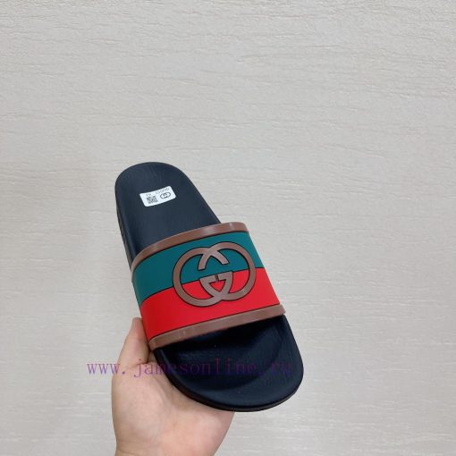 In stock Gucci slippersGucci 2024 couple beach slippers in a single dragOriginal mold openin8jvargr7 - Image 4