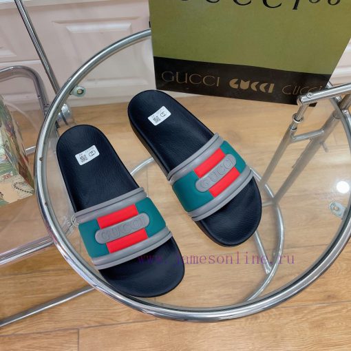 In stock Gucci slippersGucci 2024 couple beach slippers in a single dragOriginal mold openina6v86qi5 - Image 3