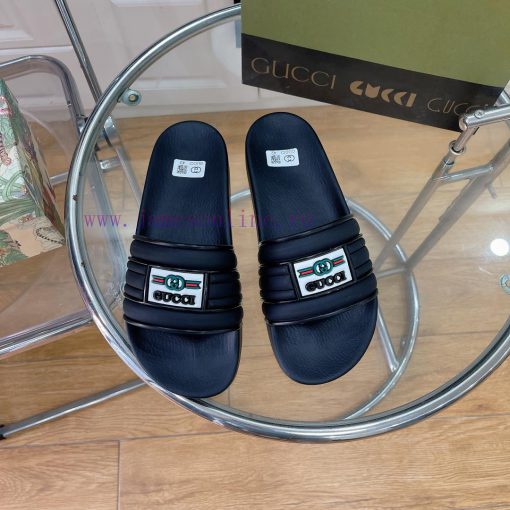 In stock Gucci slippersGucci 2024 couple beach slippers in a single dragOriginal mold openinmy8gjxrz