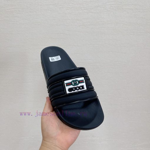 In stock Gucci slippersGucci 2024 couple beach slippers in a single dragOriginal mold openinmy8gjxrz - Image 4