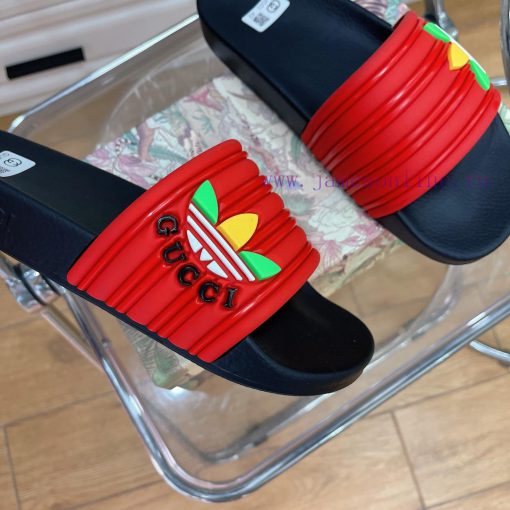 In stock Gucci slippersGucci 2024 couple beach slippers in a single dragOriginal mold openinphceig14 - Image 6