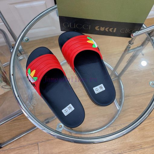 In stock Gucci slippersGucci 2024 couple beach slippers in a single dragOriginal mold openinphceig14 - Image 9