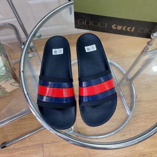 In stock Gucci slippersGucci 2024 couple beach slippers in a single dragOriginal mold openin13a5hxej - Image 2