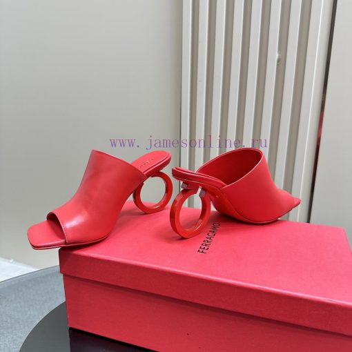 FERRAGAMO open toed sandalsThis open toed casual shoe features a wide decorative band on the2rjhmpvc - Image 4