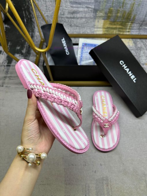 CHANEL 2024 latest beach series toe flip flops Hand woven upper with colorful sheepskin fabrhmshtxgi