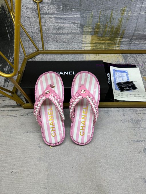 CHANEL 2024 latest beach series toe flip flops Hand woven upper with colorful sheepskin fabrhmshtxgi - Image 6