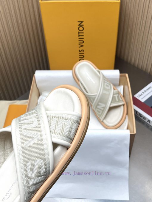 Top configuration of Dongguan goodsAutumn LOUIS VUITTON | Louis Vuitton24 𝐬𝐬 Top of the linets7f6ebb - Image 9